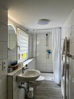 Apartmenthaus in Essen mit 3 Ebenen & privatem Garten Picture 1 Apartmenthaus in Essen mit 3 Ebenen & privatem Garten Picture 1