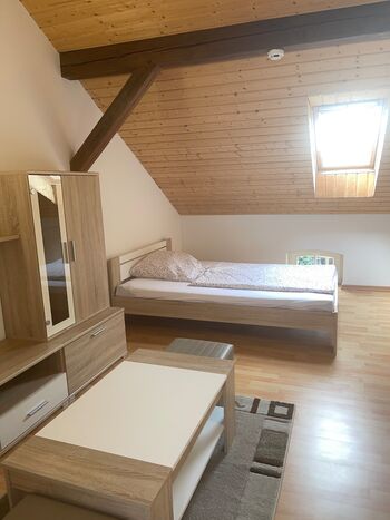 Neu renoviertes 100qm Haus mit Garten und Terrasse Bild 5 Neu renoviertes 100qm Haus mit Garten und Terrasse Bild 5