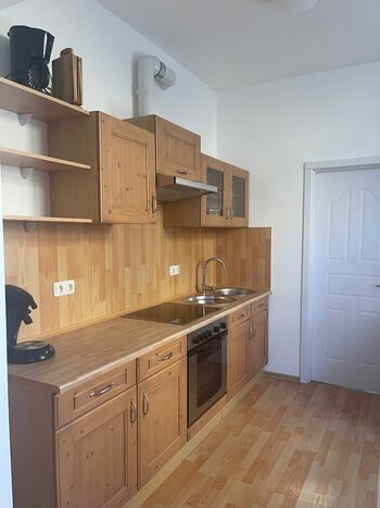 Neu renoviertes 100qm Haus mit Garten und Terrasse Bild 4 Neu renoviertes 100qm Haus mit Garten und Terrasse Bild 4
