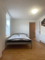 Neu renoviertes 100qm Haus mit Garten und Terrasse Bild 2 Neu renoviertes 100qm Haus mit Garten und Terrasse Bild 2