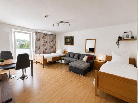 Gepflegte Monteurwohnung in Solingen-Mitte Picture 2 Gepflegte Monteurwohnung in Solingen-Mitte Picture 2