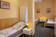 Schlafzimmer in einer der wohnungen Schlafzimmer in einer der wohnungen