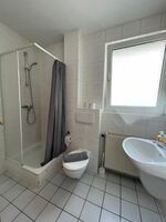 Beispiel Bad mit WC und Dusche Beispiel Bad mit WC und Dusche