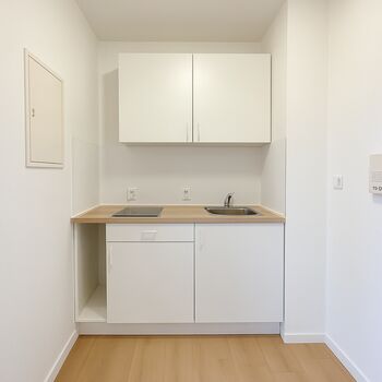 Modernes Monteurzimmer in Nürnberg – 1–3 Betten, Küche, Park Picture 2 Modernes Monteurzimmer in Nürnberg – 1–3 Betten, Küche, Park Picture 2