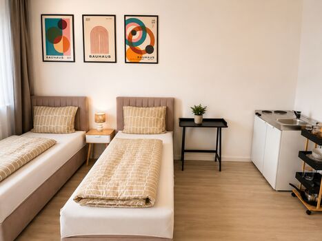 N8 Monteurhaus Nürnberg | 20+ Zimmer | 25 Parkplätze N8 Monteurhaus Nürnberg | 20+ Zimmer | 25 Parkplätze