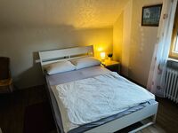 Doppelzimmer (Bett für eine Person) Doppelzimmer (Bett für eine Person)