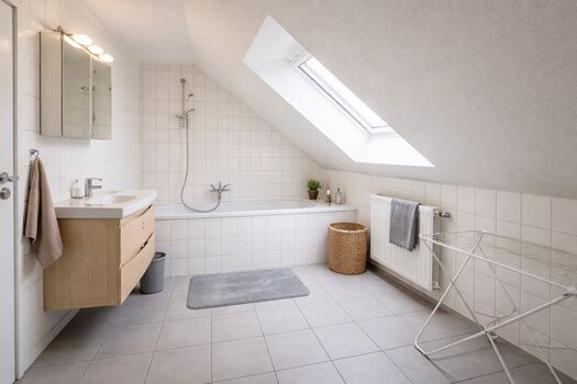 Top Lage, Top Preis: Mitarbeiterzimmer ab 16 Euro! Bild 4 Top Lage, Top Preis: Mitarbeiterzimmer ab 16 Euro! Bild 4