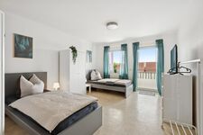 Wohnung nahe an der Autobahn mit Balkon Bild 12 Wohnung nahe an der Autobahn mit Balkon Bild 12