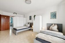 Wohnung nahe an der Autobahn mit Balkon Bild 13 Wohnung nahe an der Autobahn mit Balkon Bild 13