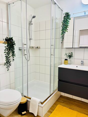 Black&Yellow Apartment Bielefeld Bild 3 Black&Yellow Apartment Bielefeld Bild 3