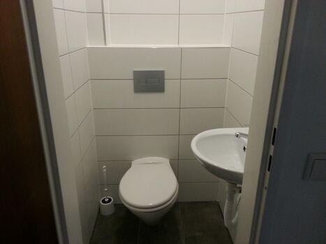 WC WC