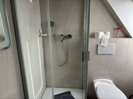 Moderne, preiswerte Unterkünfte in Hamburg und Umgebung Bild 5 Moderne, preiswerte Unterkünfte in Hamburg und Umgebung Bild 5