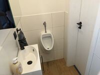 Kernsanierte neu möblierte EG-Wohnung, 4 DZ mit Einzelbetten Bild 11 Kernsanierte neu möblierte EG-Wohnung, 4 DZ mit Einzelbetten Bild 11