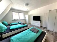 Schlafzimmer (2 oder 3 Einzelbetten) Schlafzimmer (2 oder 3 Einzelbetten)
