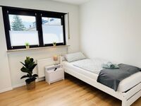 Einzelzimmer / single room Einzelzimmer / single room