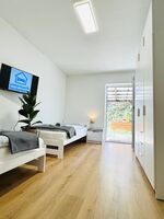 Doppelzimmer / double room Doppelzimmer / double room