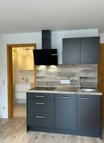 1 Zimmer Wohnung mit Balkon renoviert / möbiliert / Neue Küc Bild 1 1 Zimmer Wohnung mit Balkon renoviert / möbiliert / Neue Küc Bild 1