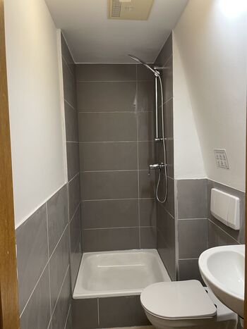 Zimmer und Wohnnugen in TOP LAGE! Bild 3 Zimmer und Wohnnugen in TOP LAGE! Bild 3