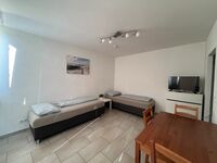 Monteurzimmer Köln | 27 Apartments | Hofparkplatz 3m hoch | Küche | WLAN Bild 8 Monteurzimmer Köln | 27 Apartments | Hofparkplatz 3m hoch | Küche | WLAN Bild 8
