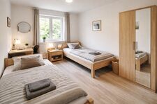 Top Lage, Top Preis: Mitarbeiterzimmer ab 16 Euro! Bild 2 Top Lage, Top Preis: Mitarbeiterzimmer ab 16 Euro! Bild 2