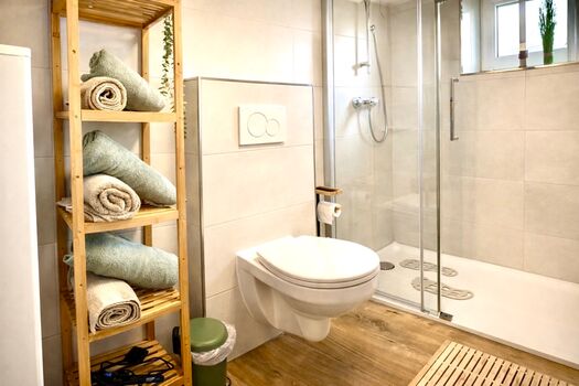 Charmantes Appartment Roding mit 3 Schlafzimmer Bild 3 Charmantes Appartment Roding mit 3 Schlafzimmer Bild 3