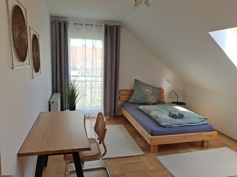 Wohnung 3 oder 5 Einzelzimmer in Nördlingen Wohnung 3 oder 5 Einzelzimmer in Nördlingen