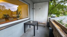 Große Wohnung für 3-7 Leute mit Balkon und extra WC + eigener Parkplatz Bild 5 Große Wohnung für 3-7 Leute mit Balkon und extra WC + eigener Parkplatz Bild 5