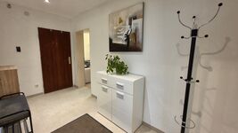 Große Wohnung für 3-7 Leute mit Balkon und extra WC + eigener Parkplatz Bild 4 Große Wohnung für 3-7 Leute mit Balkon und extra WC + eigener Parkplatz Bild 4