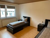Wohnung 2: Schlafzimmer Wohnung 2: Schlafzimmer