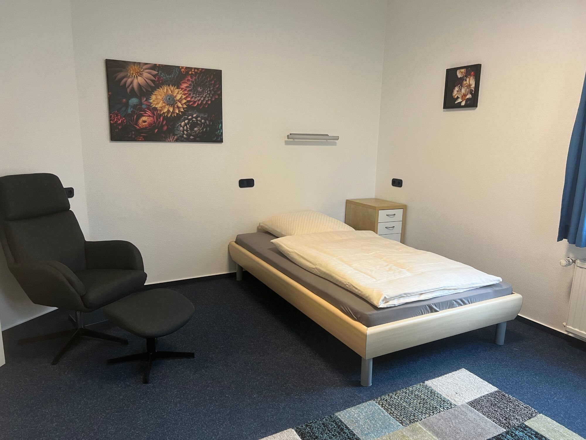 Bett im 1-Raumappartement Landhausvilla, Knickwall 2 Bett im 1-Raumappartement Landhausvilla, Knickwall 2