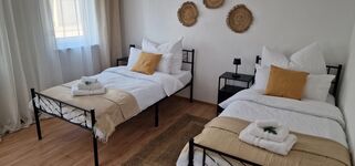 MB Homes Schlatt 2-8 Personen Einzelzimmer, WLAN, Parkplatz Bild 17 MB Homes Schlatt 2-8 Personen Einzelzimmer, WLAN, Parkplatz Bild 17