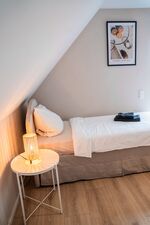 HOCHWERTIG EINGERICHTET | 1 ZIMMER | FREE PARKING - WiFi Bild 2 HOCHWERTIG EINGERICHTET | 1 ZIMMER | FREE PARKING - WiFi Bild 2