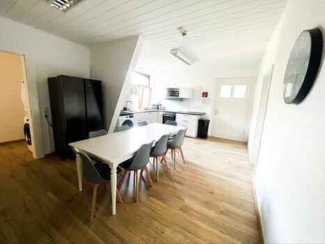 Krefeld House Deluxe Apartment - 15min to DUS & FREE Parking Bild 1 Krefeld House Deluxe Apartment - 15min to DUS & FREE Parking Bild 1