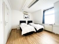 Krefeld House Deluxe Apartment - 15min to DUS & FREE Parking Zdjęcie 18 Krefeld House Deluxe Apartment - 15min to DUS & FREE Parking Zdjęcie 18