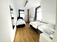 Krefeld House Deluxe Apartment - 15min to DUS & FREE Parking Zdjęcie 10 Krefeld House Deluxe Apartment - 15min to DUS & FREE Parking Zdjęcie 10
