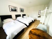 Krefeld House Deluxe Apartment - 15min to DUS & FREE Parking Zdjęcie 8 Krefeld House Deluxe Apartment - 15min to DUS & FREE Parking Zdjęcie 8