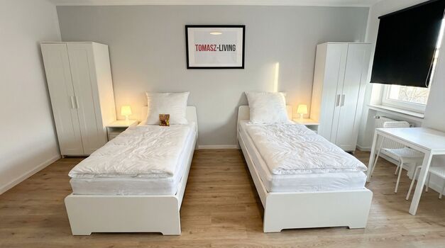 MH2 / TOMASZ-LIVING in MÜLHEIM - Einzelbetten + TV Zdjęcie 2 MH2 / TOMASZ-LIVING in MÜLHEIM - Einzelbetten + TV Zdjęcie 2