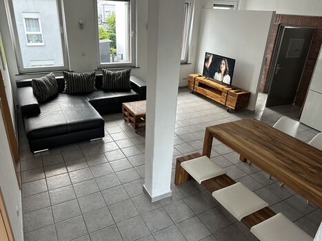 Stadtwohnung 90 qm - zentral mit 2 Schlafzimmern Stadtwohnung 90 qm - zentral mit 2 Schlafzimmern