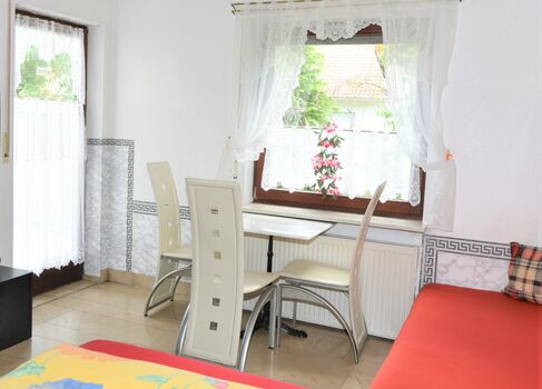 Wohnung FRITZ - für 3-5er Gruppe Wohnung FRITZ - für 3-5er Gruppe