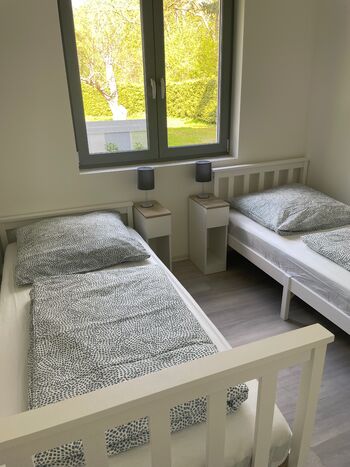 Max 13 Person 2 Bäder/2 Küchen / 6 Zimmer near Tesla Bild 3 Max 13 Person 2 Bäder/2 Küchen / 6 Zimmer near Tesla Bild 3