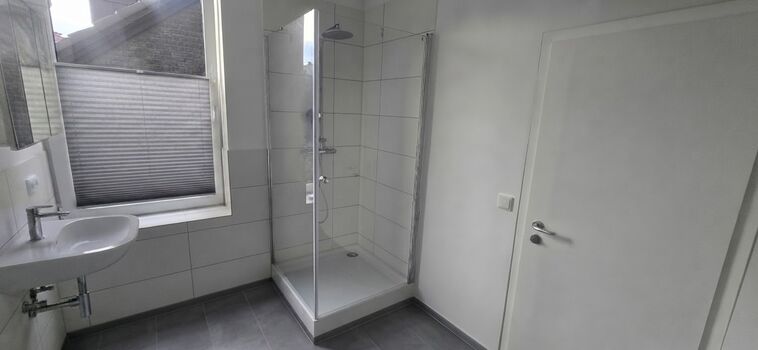 Kernsanierte 120-m²-Monteurwohnung in Herne | 2 Bäder · Smart-TV · Wasch Bild 3 Kernsanierte 120-m²-Monteurwohnung in Herne | 2 Bäder · Smart-TV · Wasch Bild 3