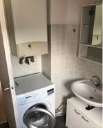 Wohnung 1: Bad mit Waschmaschine Wohnung 1: Bad mit Waschmaschine