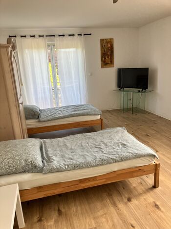 Ideal für Monteure | Unterkünfte für 2-10 Personen I Nahe A81 Bild 1 Ideal für Monteure | Unterkünfte für 2-10 Personen I Nahe A81 Bild 1
