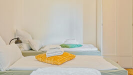 Ruhig, Zentral, 6 Pers., 2 Schlafzimmer,Einzelbetten,Waschm. Bild 16 Ruhig, Zentral, 6 Pers., 2 Schlafzimmer,Einzelbetten,Waschm. Bild 16