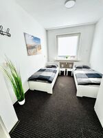 200 m² Wohnung Verl NEU!!! 2-Bäder/2 WC`s/5 Schlafzimmer Picture 9 200 m² Wohnung Verl NEU!!! 2-Bäder/2 WC`s/5 Schlafzimmer Picture 9