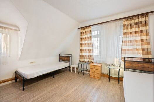 Monteurzimmer Zimmer mit eigenem Bad/WC. Gemeinschaftsküche Monteurzimmer Zimmer mit eigenem Bad/WC. Gemeinschaftsküche