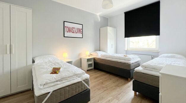 MH16 / TOMASZ-LIVING in OBERHAUSEN - Viel Platz + Balkon Bild 4 MH16 / TOMASZ-LIVING in OBERHAUSEN - Viel Platz + Balkon Bild 4