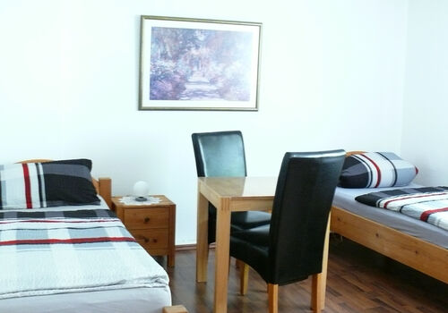 Monteur und Messewohnung Palme Duisburg - Süd Bild 1 Monteur und Messewohnung Palme Duisburg - Süd Bild 1