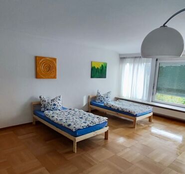 Komplett möblierte Zimmer Komplett möblierte Zimmer