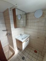 3-Zi-Whg frei, sep. Whg an Fa., Gruppen ab 15 E Bild 14 3-Zi-Whg frei, sep. Whg an Fa., Gruppen ab 15 E Bild 14